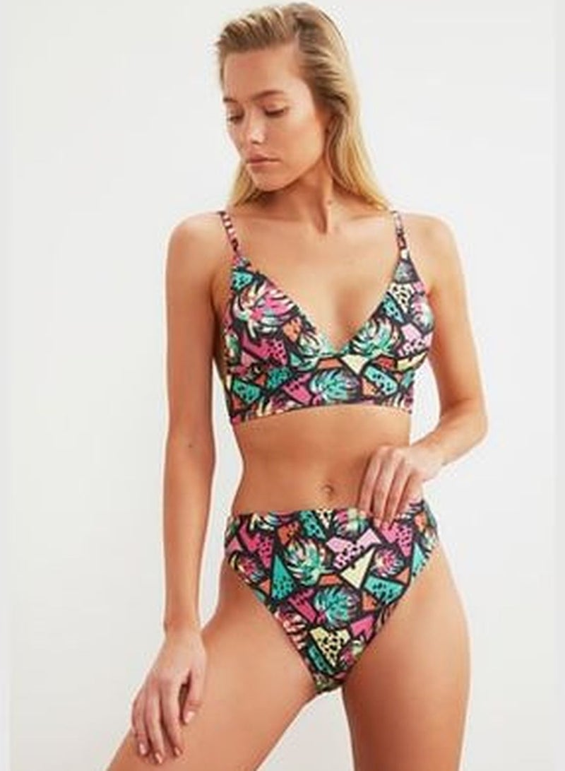 trendyol Animal Print High Waist Bikini Bottoms with Regular Legs TBESS21BA0320 - Image 2