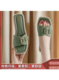 818 green [belt buckle]]