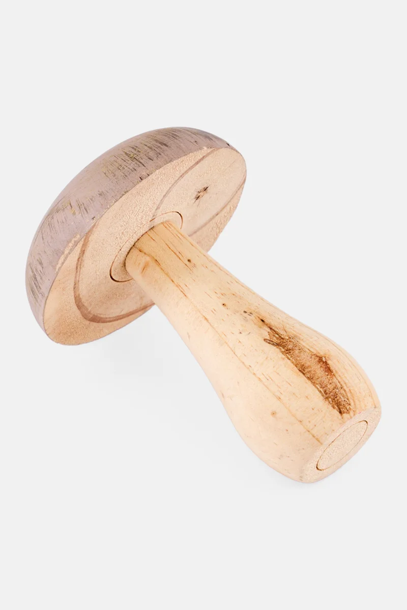 Muy Mucho Mushroom Figure 8,2 x 11,5 x 8,2 cm, Beige