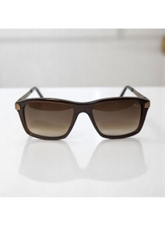 Authentic Armando Cavelli sunglasses, crafted from carefully selected premium acetate for a luxurious look and longevity with extensive use. This model combines modernity and classic style, with a raw brown acetate front and brown -plated metal temples to complete your luxury look. Comes with premium polymer lenses offer UV400 protection in a gradient brown.