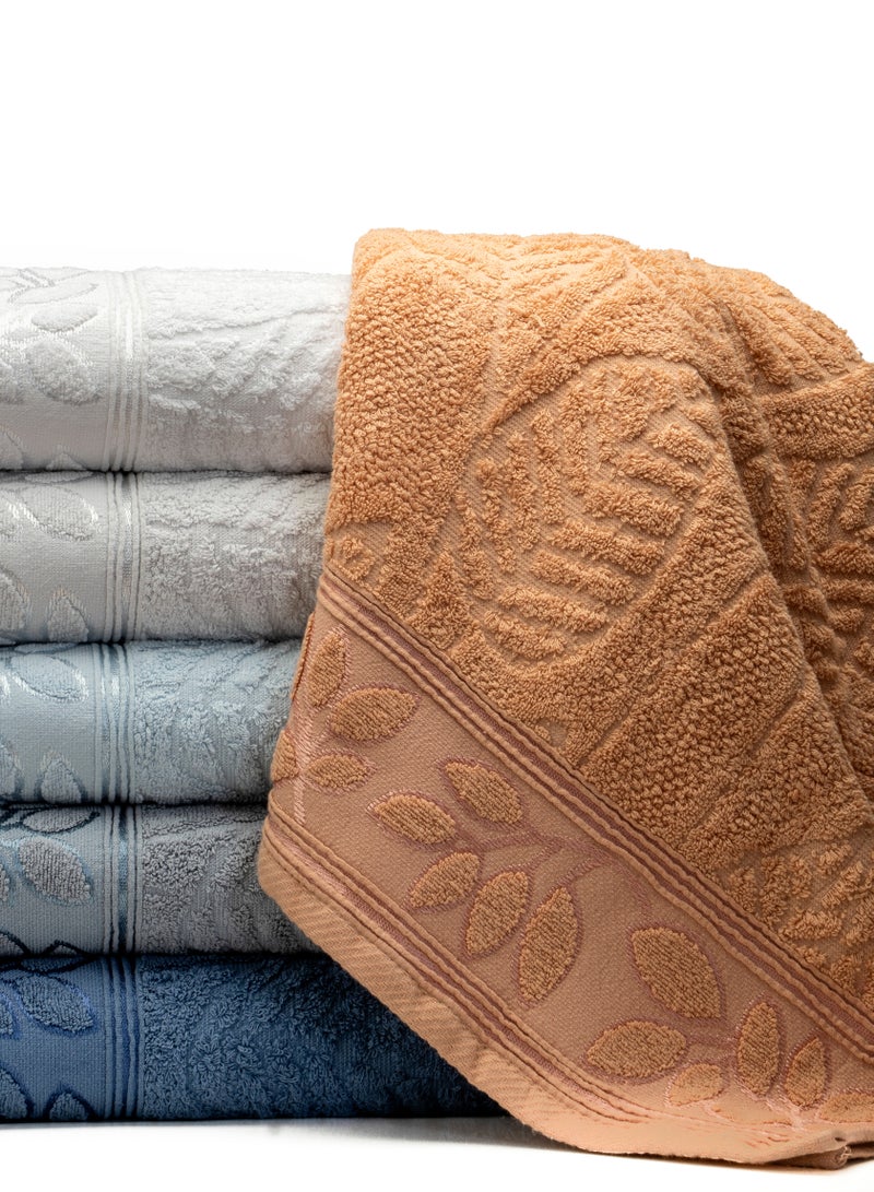Jacquard Silk Leaf Towel Size: 55 x 115 cm Elegant design and irresistible luxury 100% Egyptian cotton Exceptional quality for high absorbency and lasting softness