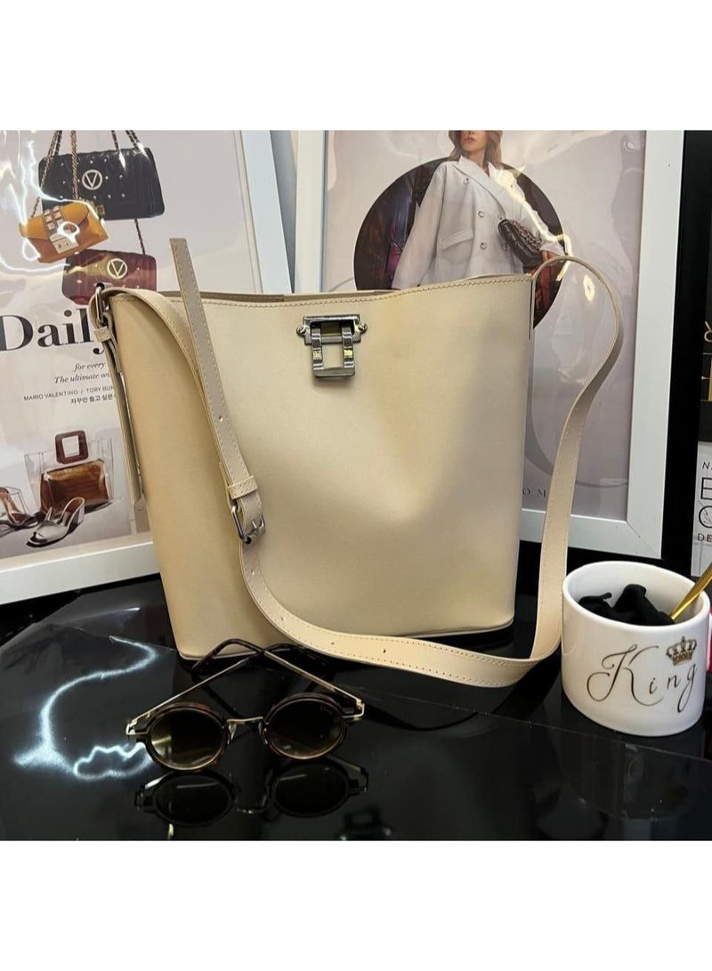 Women's Handbag - Image 1