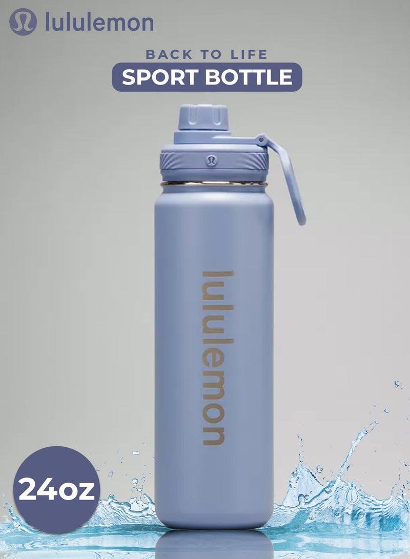 لولوليمون العودة إلى زجاجة المياه الرياضية الرياضية 24 أوقية (710 مل) - زجاجة من الفولاذ المقاوم للصدأ معزولة مقاومة للتسرب مع قبضة السيليكون وغطاء سهل فتحه - خالية من العرق ، لا نقل نكهة - غسل اليدين فقط ، استخدام البارد فقط ، أزرق - Image 1