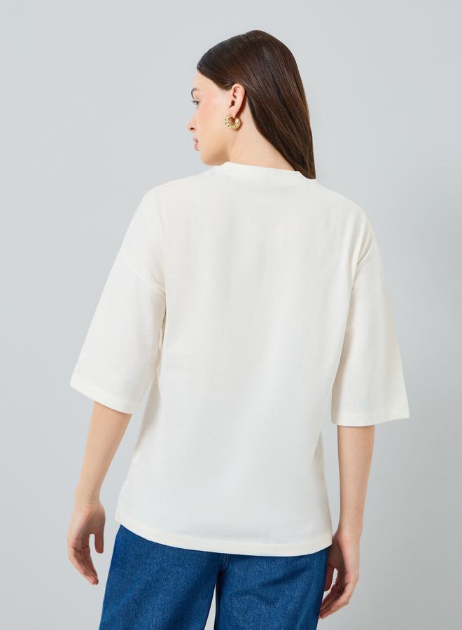 ستايلي تيشيرت بقصة واسعة بطبعة شعار - Image 5