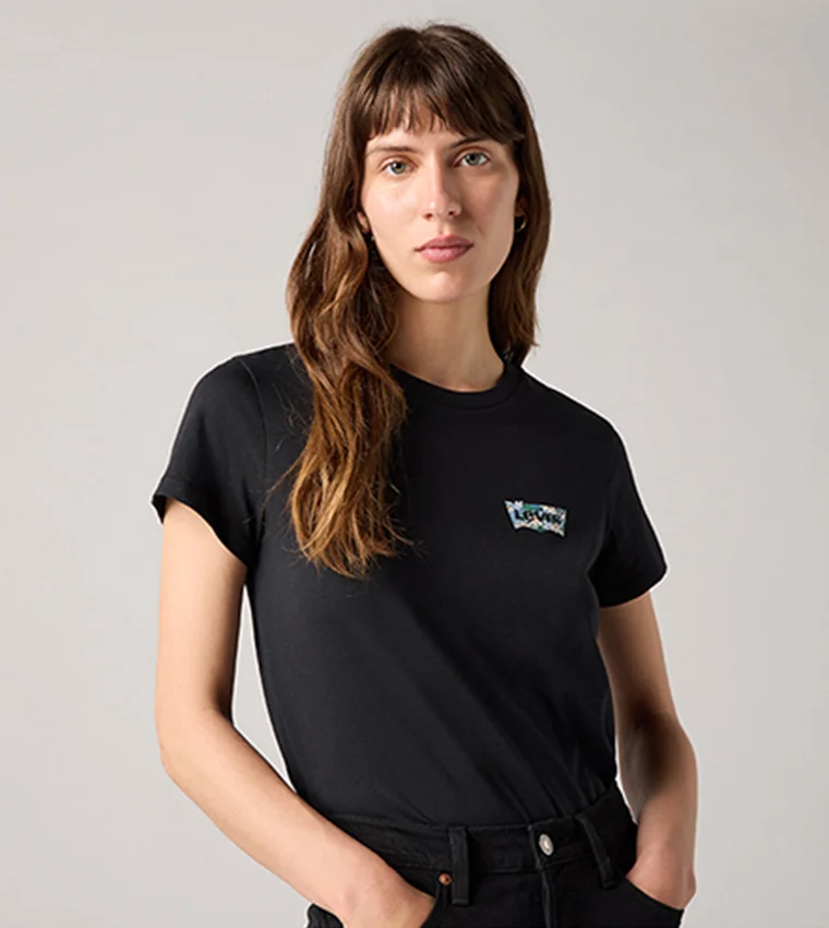 ليفايز التي شيرت المثالي