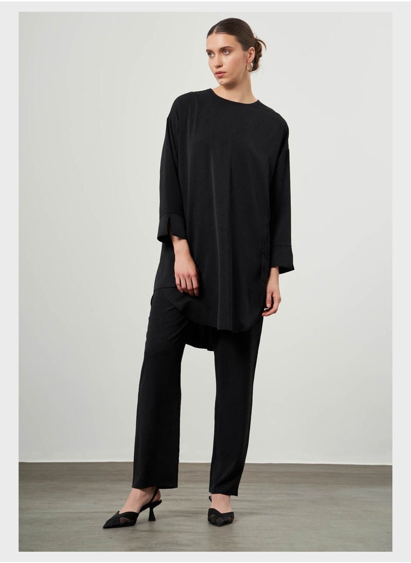 MIZALLE - Tunic Pocket Detail Top - Image 1