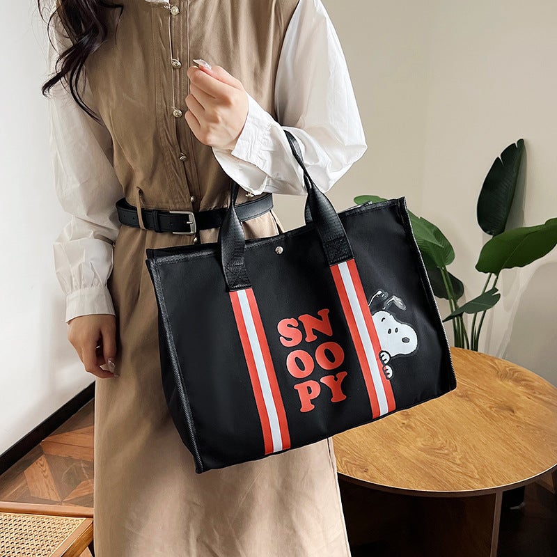 Japanese-Style Snoopy Tote Bag, Color-Blocked, Large Capacity, Student Tutoring Shoulder Bag, Mommy Bag, Tote Bag, New Winter Model - Image 5