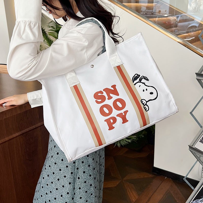 Japanese-Style Snoopy Tote Bag, Color-Blocked, Large Capacity, Student Tutoring Shoulder Bag, Mommy Bag, Tote Bag, New Winter Model - Image 4