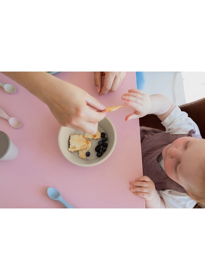 بيبس طقم أكواب BIBS للأطفال الرضع أو الصغار، عبوة من قطعتين، صنع في الدنمارك، مصنوع من مادة آمنة غذائيًا 100%، مانع للانزلاق، وقابل للغسل في غسالة الأطباق. صنع في الدنمارك. (وردي/رمادي فاتح) - Image 4