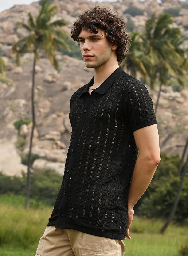 Campus Sutra Men's Onyx Black Spear-Knit Slim-Fit Shirt