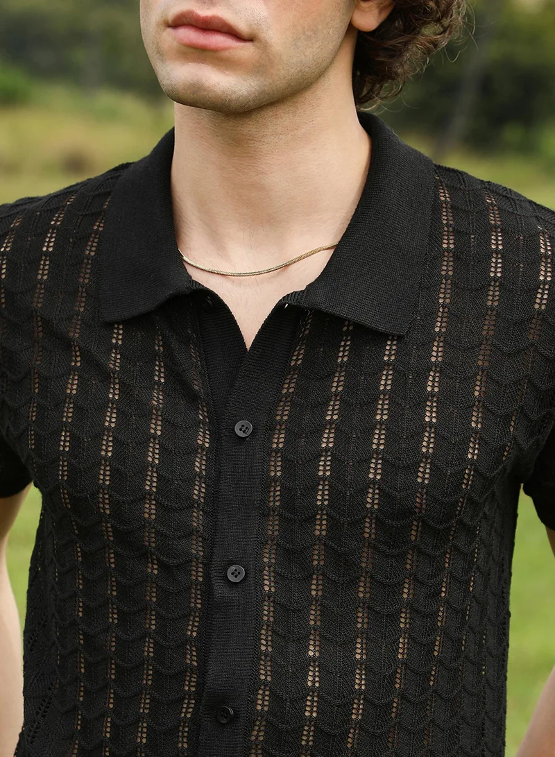 Campus Sutra Men's Onyx Black Spear-Knit Slim-Fit Shirt