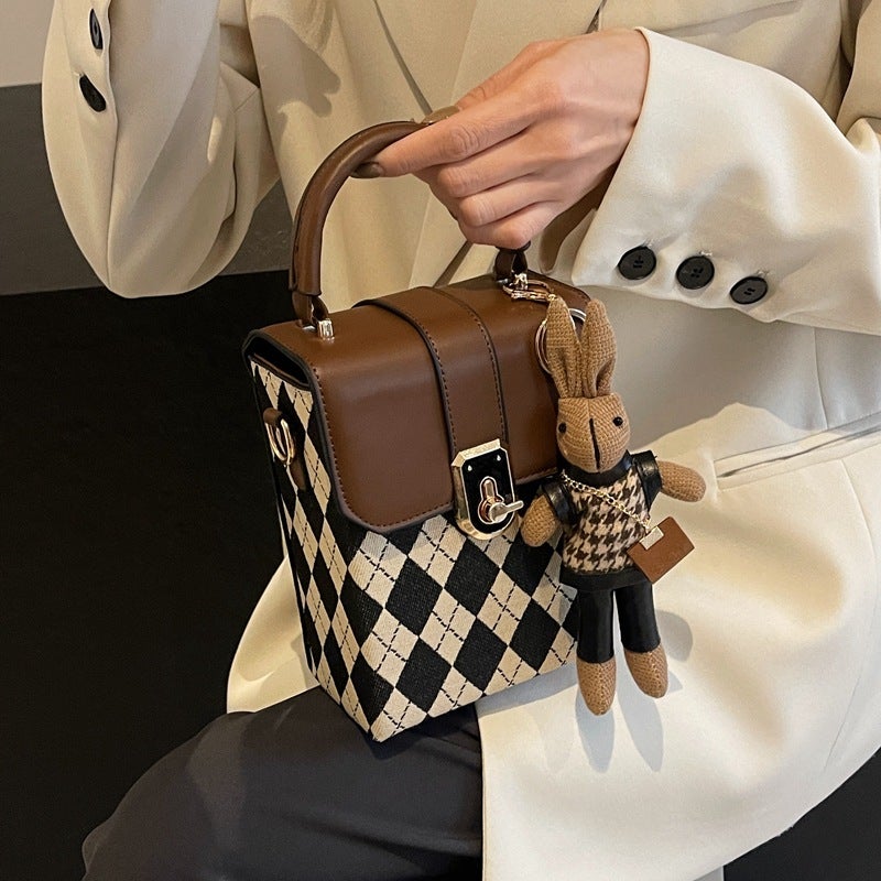 Women'S Bag Korean Style Small Satchel Women'S All-Match Fashion Niche Messenger Bag Mobile Phone Bag Popular Internet Celebrant Explosions - Image 3