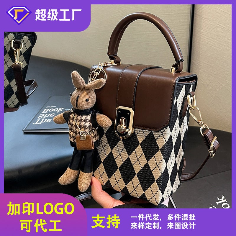 Women'S Bag Korean Style Small Satchel Women'S All-Match Fashion Niche Messenger Bag Mobile Phone Bag Popular Internet Celebrant Explosions - Image 2