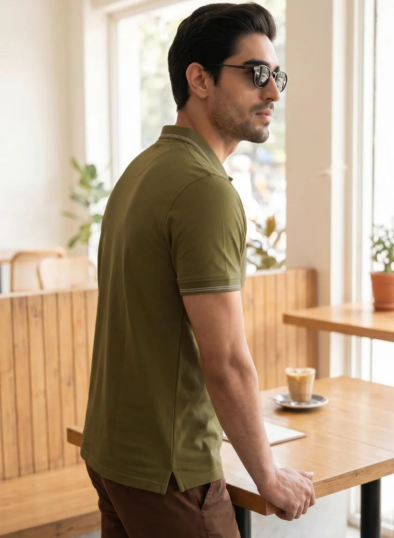 دينيس لينغو Men Green Cotton Blend Solid Regular T-Shirt