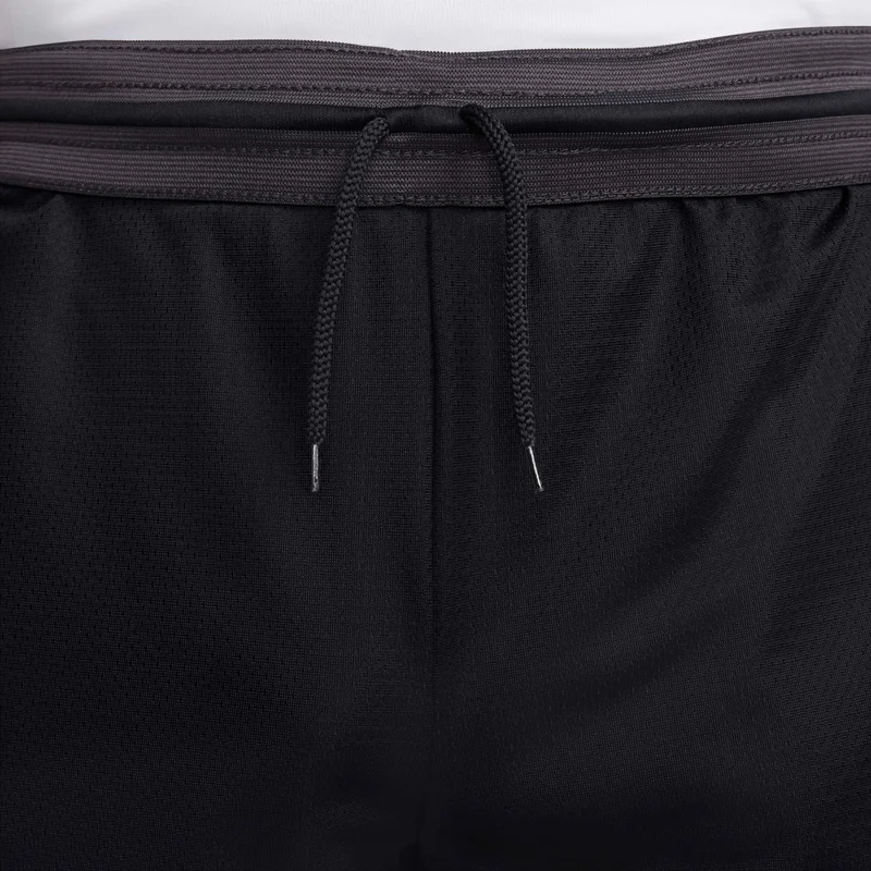 Nike Black Men's DNA Dri-FIT Basketball Shorts for Men | Best Price UAE