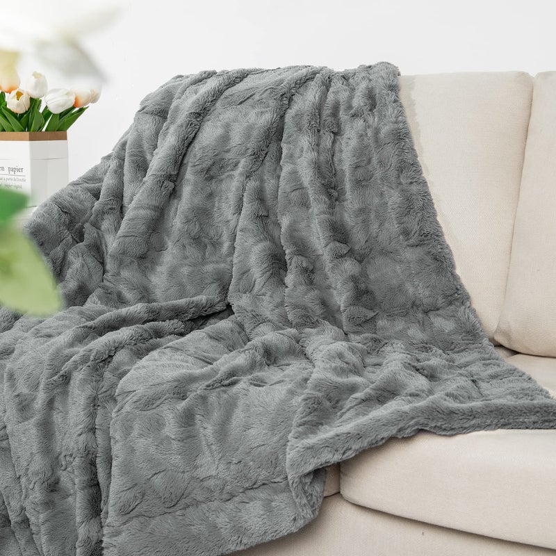 TOONOW Fuzzy Blanket Cozy Faux Fur Luxury Throw Blanket  Extra Soft  Double Sided  Fluffy  Plush Warm Throw Blanket for Couch Sofa Bed  51''x67'' (Light Grey) - Image 4