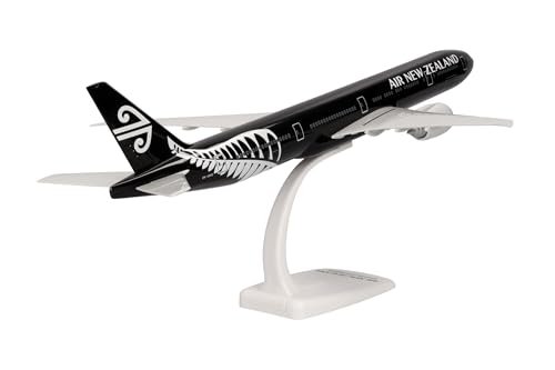 Herpa Snap-fit Airplane Model Boeing 777-300ER Air New Zealand on Scale of 1:200, Plastic Miniature with pedastal, Model Building, Collectors Edition - Image 2