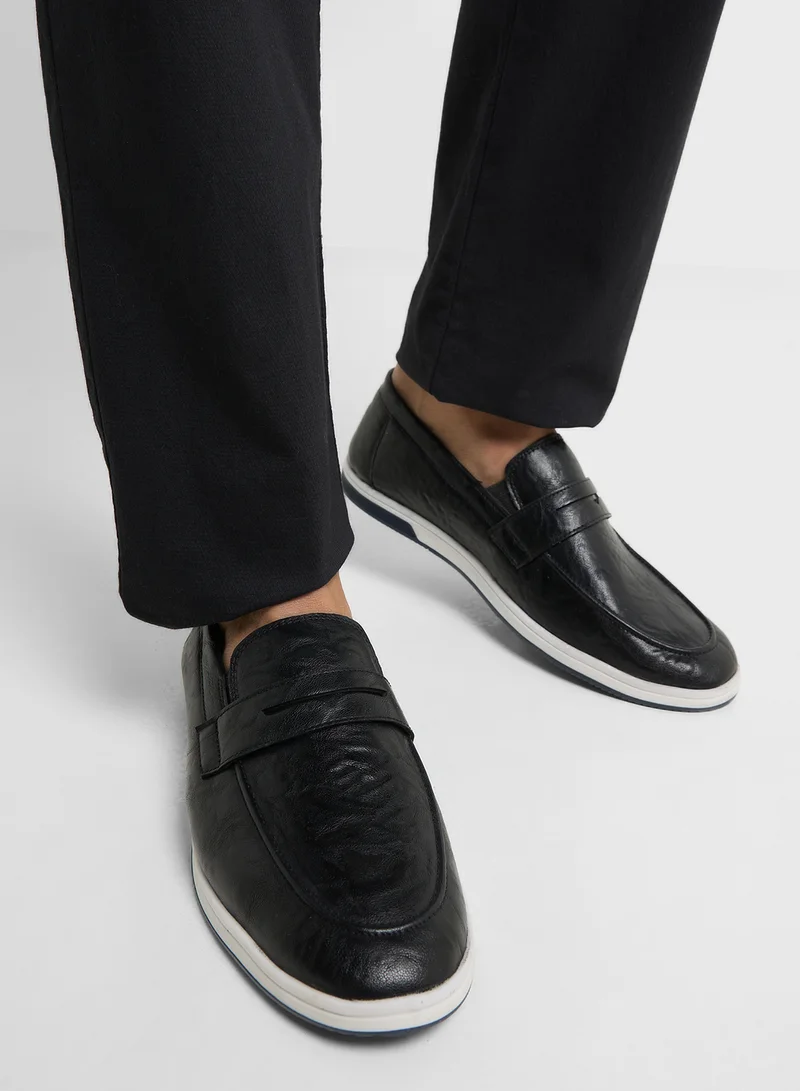 Robert Wood Saddle Detail Casual Slip Ons Loafers