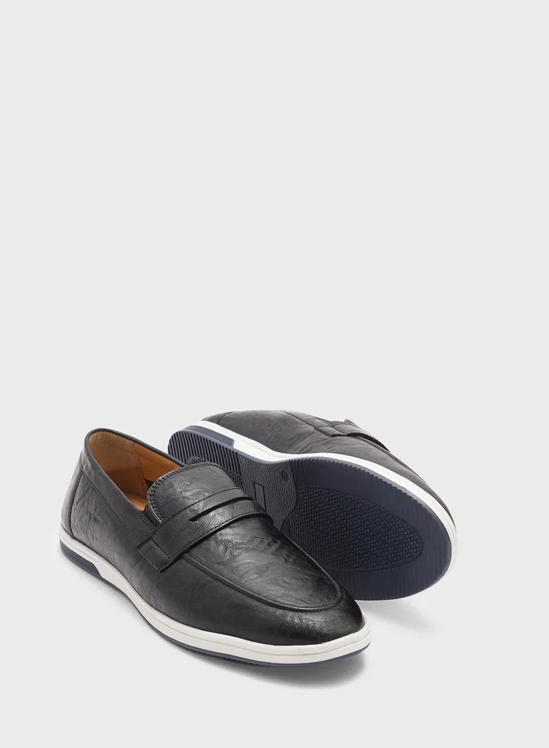Robert Wood Saddle Detail Casual Slip Ons Loafers