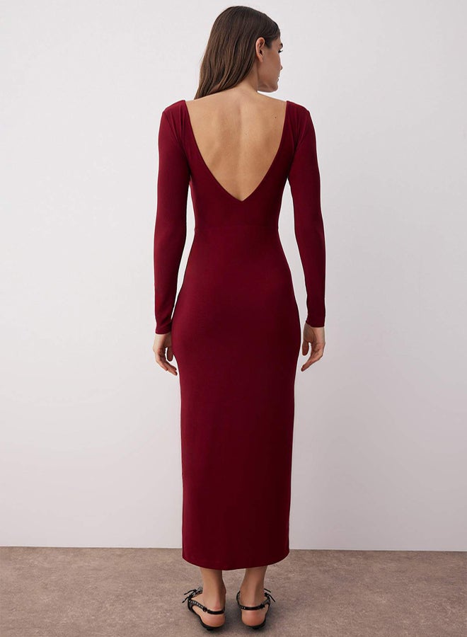 trendyol Burgundy Boat Neck Back Cutout Slit Fitted/Slim Fit Maxi Stretchy Knit Dress - Image 4