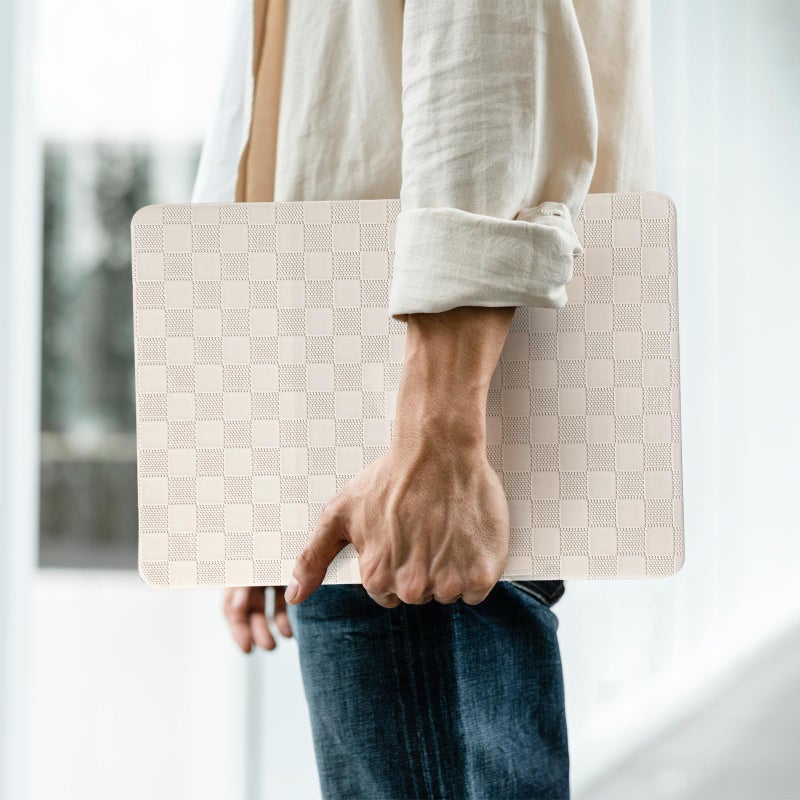 BYCeKe for MacBook Pro 13 inch Case M2 2026-2023, 2022-2016 A2338 M1 A2251 A2289 A2159 A1989 A1708 A1706, Checkered Textured Cream Leather Hard Shell No Logo Cutout&Keyboard Cover, Beige Checkerboard - Image 3