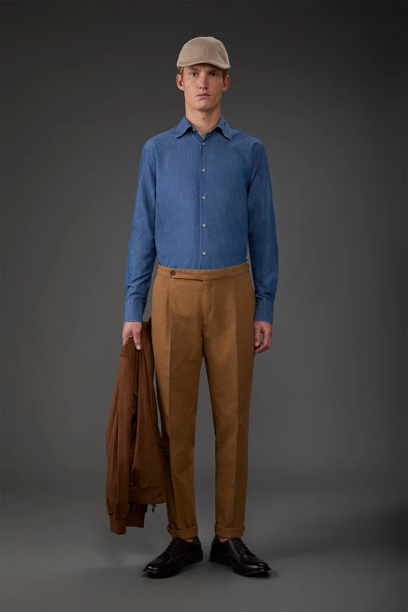 Men's trousers with double pleats and side buckles - Beige