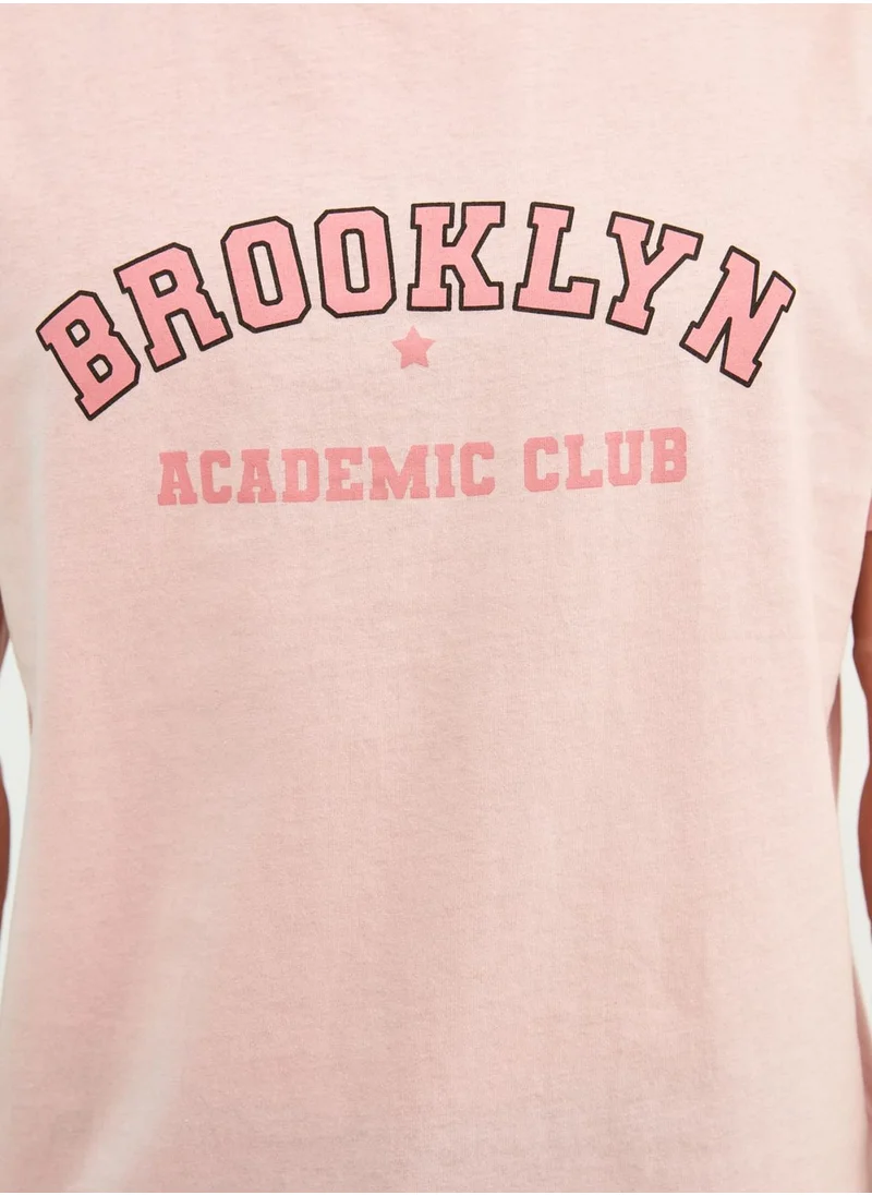 trendyol Brooklyn Crew Neck T-Shirt