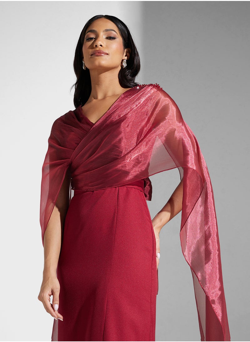 Namshi x V Neck Draped Dress With Cape  - Image 3