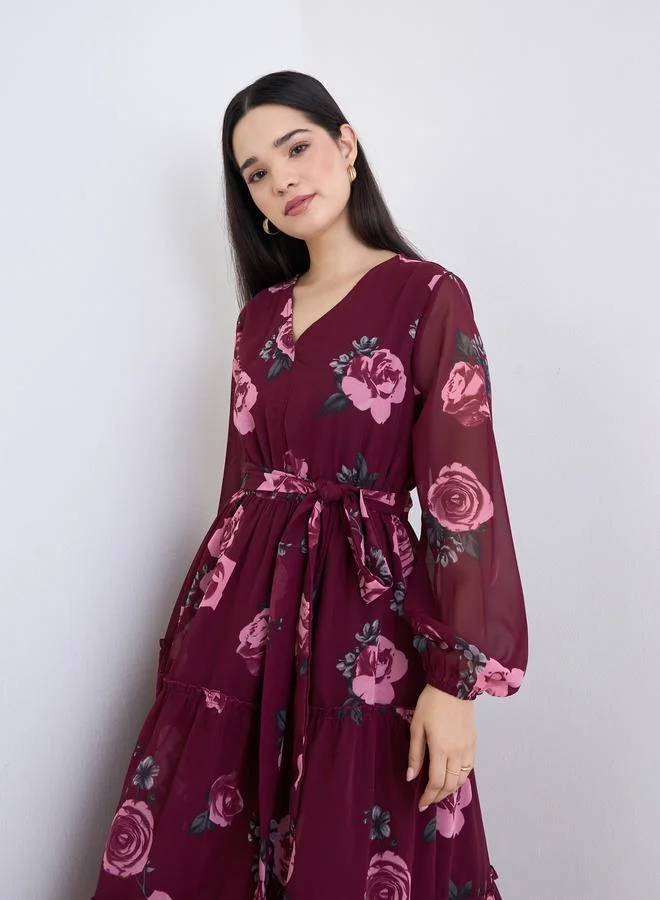 ستايلي فستان طويل بطبعة زهور