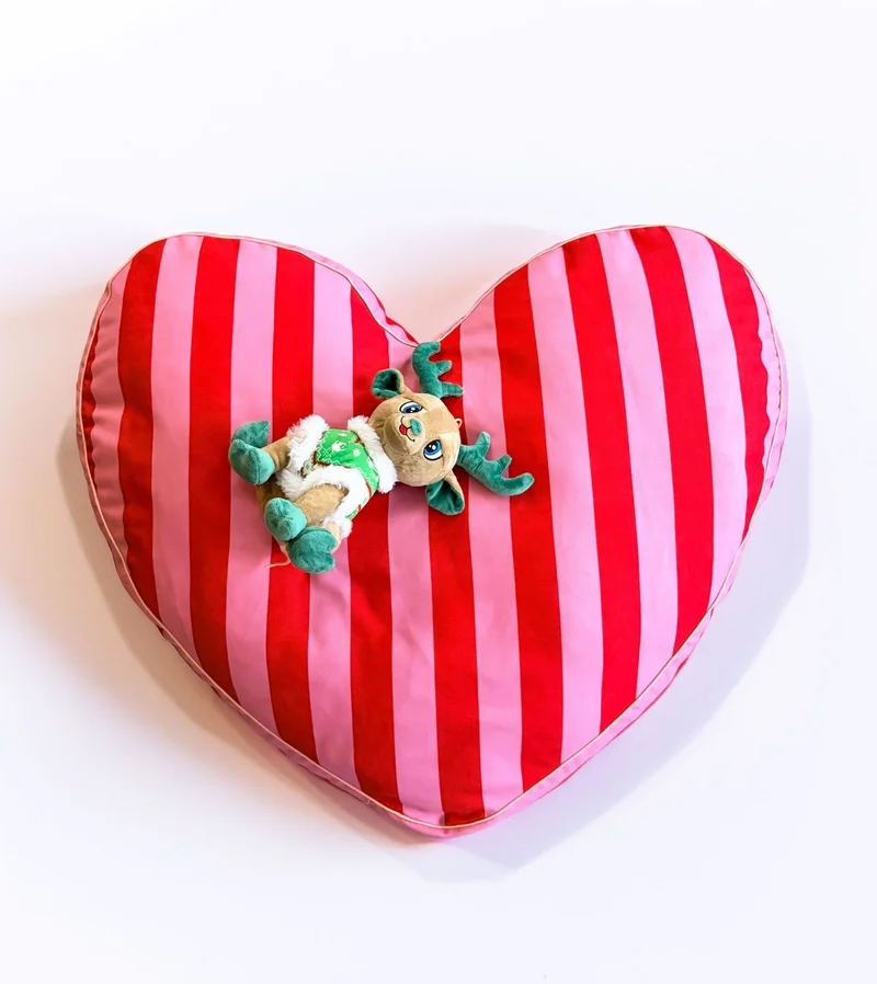 FILLE A FILLE Striped Heart XL Pillow