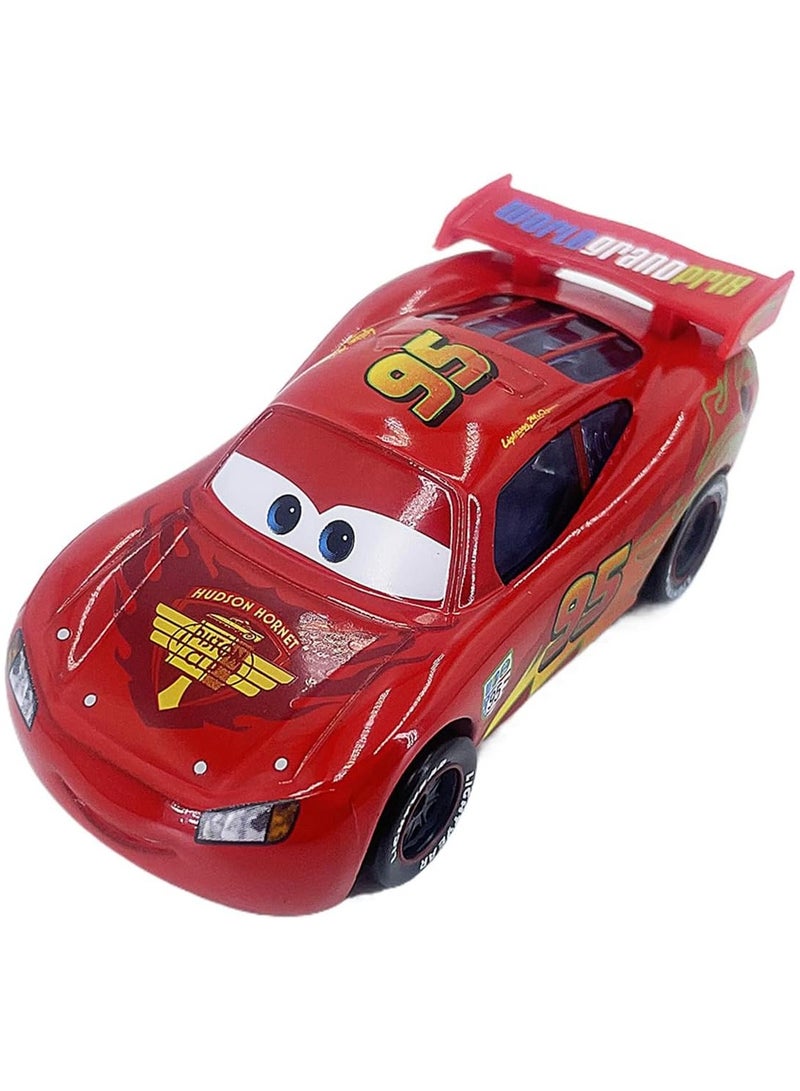 لعبة سيارة من خليط معدني مصبوبة بمقياس 1:55 من كارز ريد ماكوين، مناسبة لأعياد ميلاد الأطفال والأولاد - Image 1