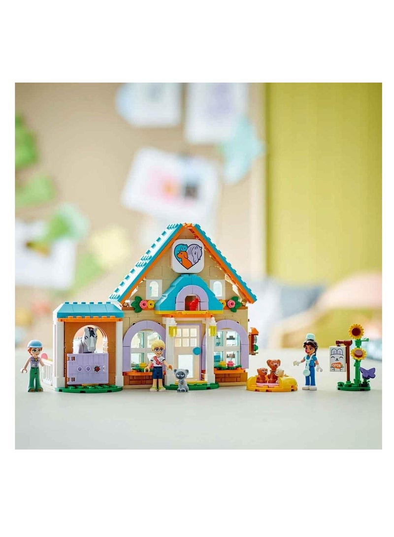 LEGO Friends Horse And Pet Vet Clinic Building Toy Set 42651 - Image 3