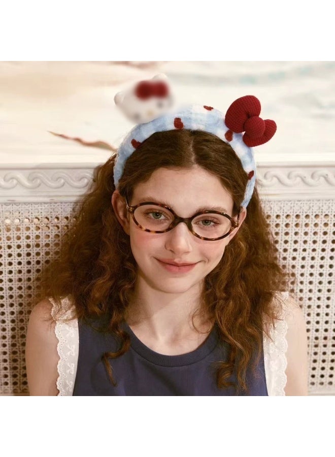 Cute plush headband for women, perfect for washing face and wearing out