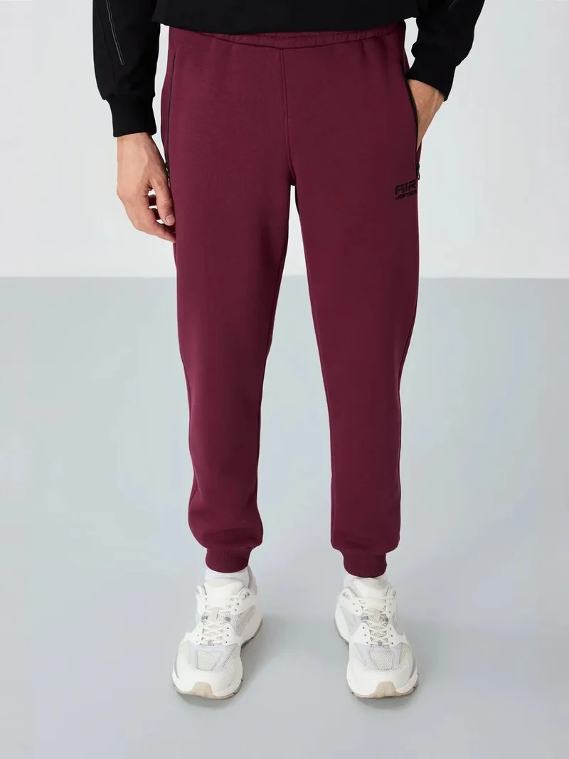 تومي لايف TOMMY Men's Jogger Sweatpants