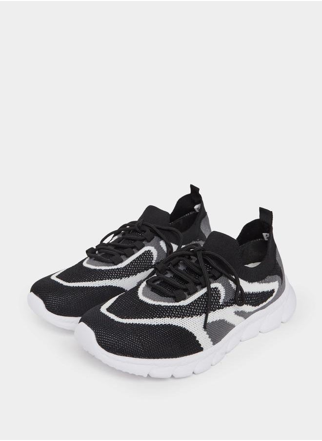 Styli Color Block Textured Breathable Lace Up Sneakers  - Image 2