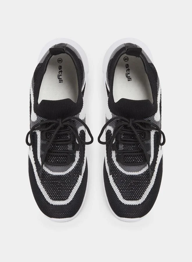 Styli Color Block Textured Breathable Lace Up Sneakers