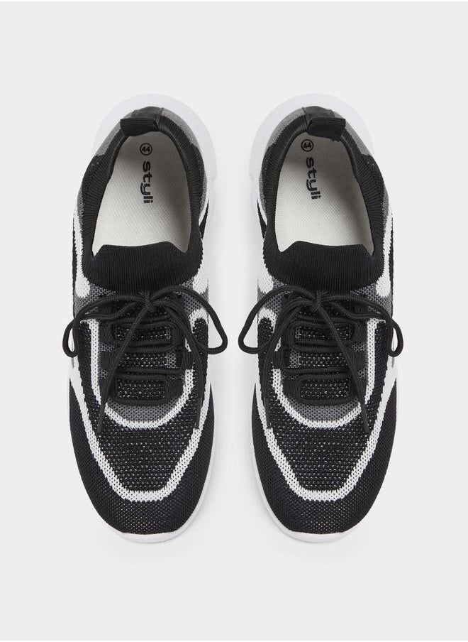 Styli Color Block Textured Breathable Lace Up Sneakers  - Image 5