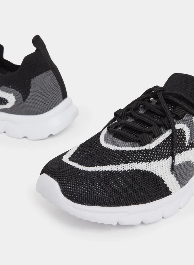 Styli Color Block Textured Breathable Lace Up Sneakers