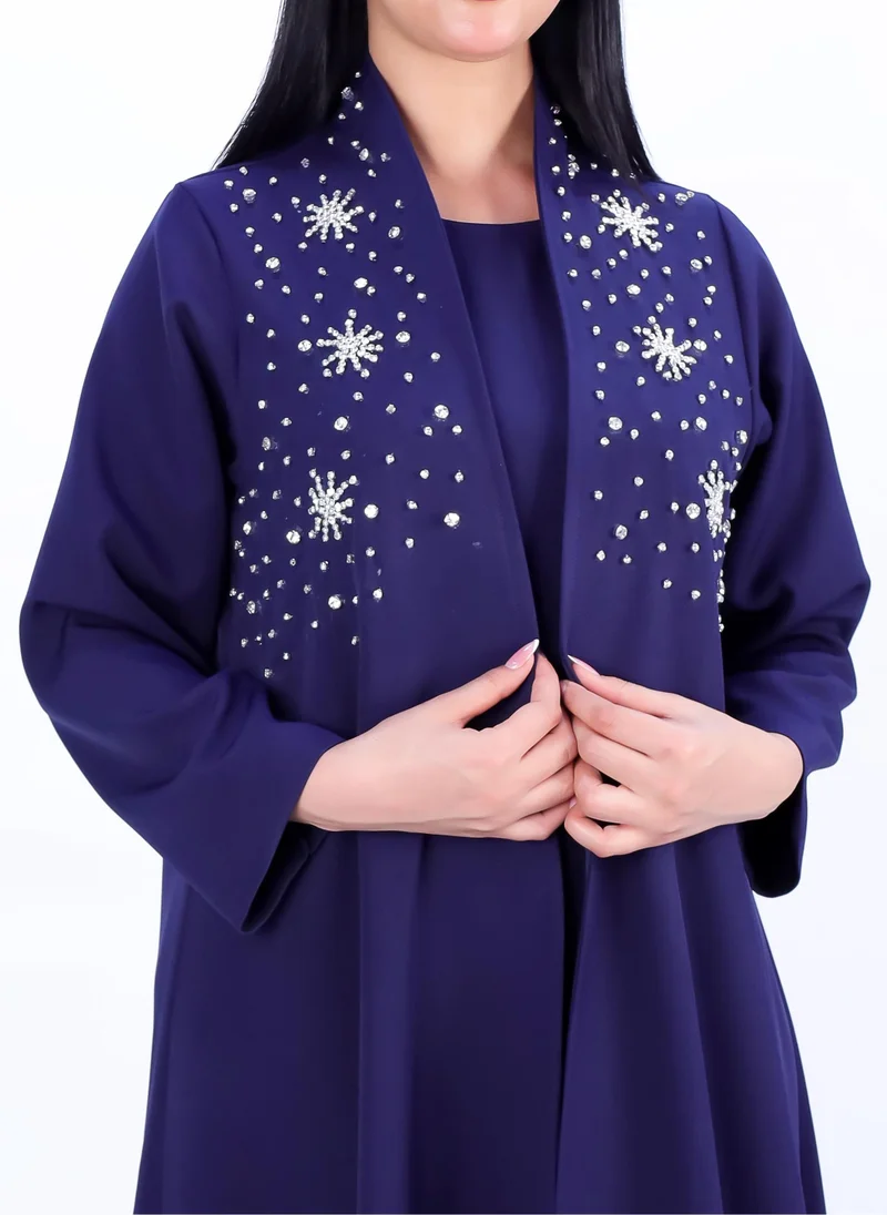 ان لاف Two piece dress made from Barbie crepe fabric, adorned with delicate pearl embroidery.