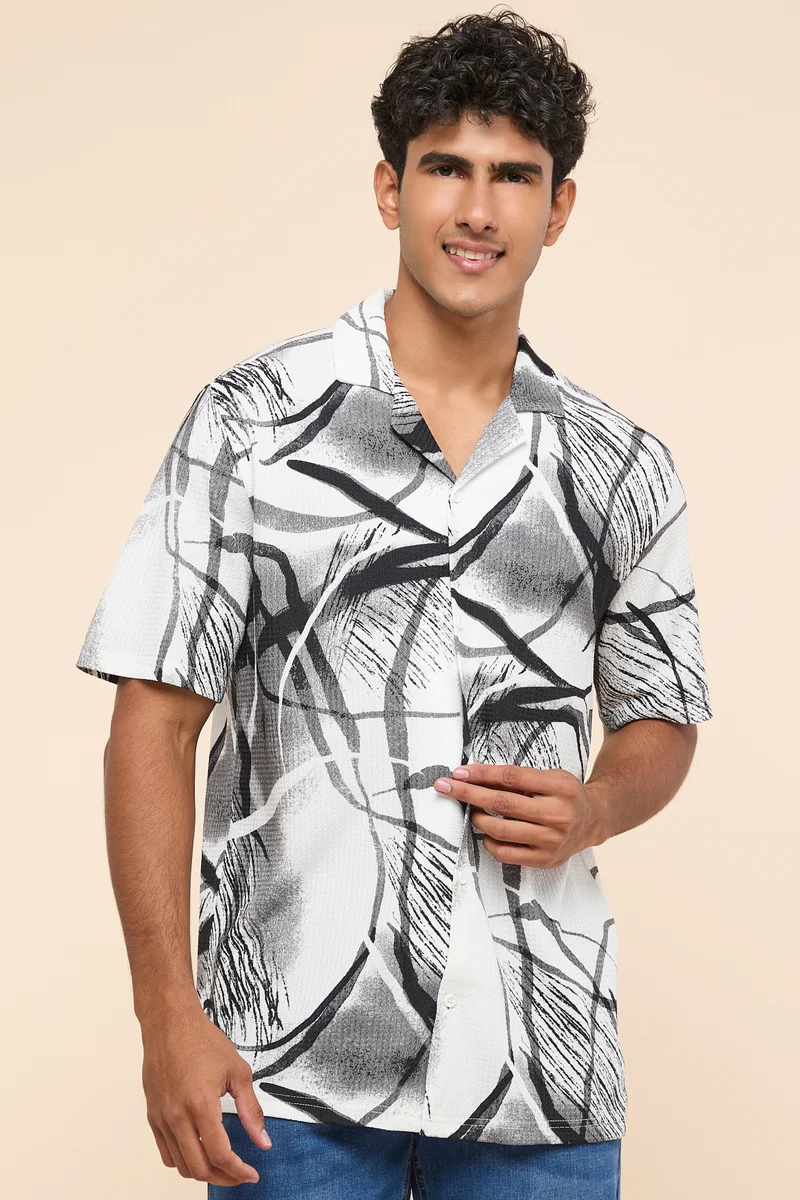 R&b Patterned Shirt with Reverse Collar and Short Sleeves