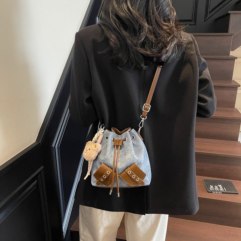 Fashionable Patchwork Color-Blocking Bucket Bag, Simple New Commuter High-End Style Single Shoulder Women'S Bag, Korean Version Niche Crossbody Bag - Image 5