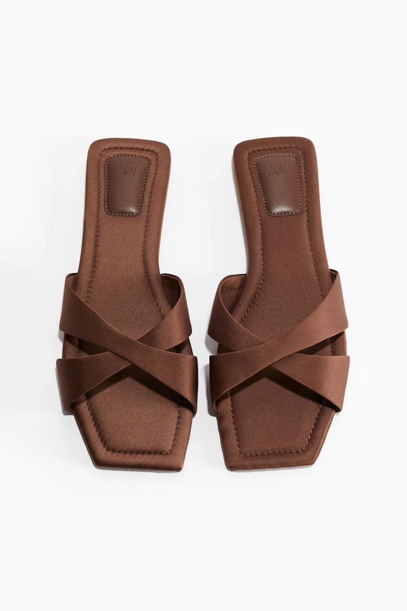 اتش اند ام Crossover-strap sandals