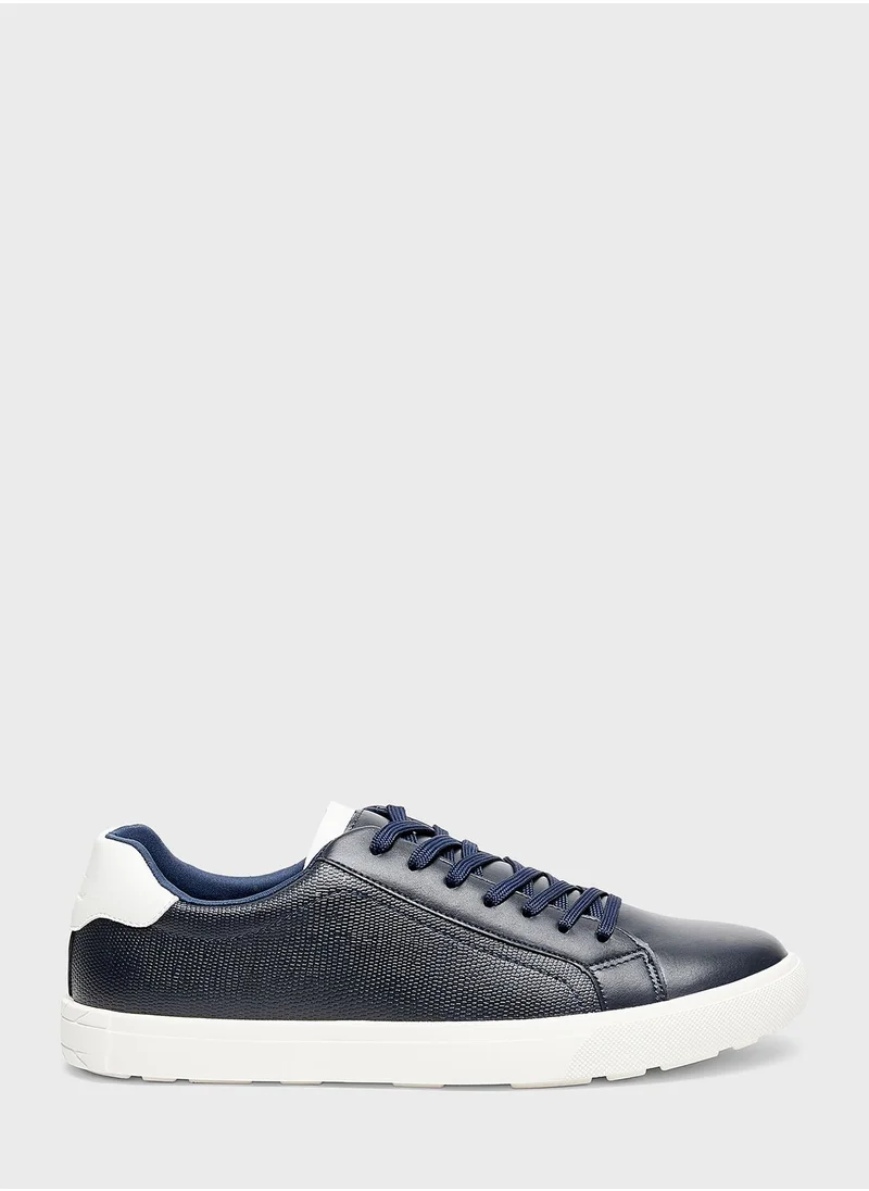 ال بي ال من شو اكسبرس Casual Low Top Sneakers