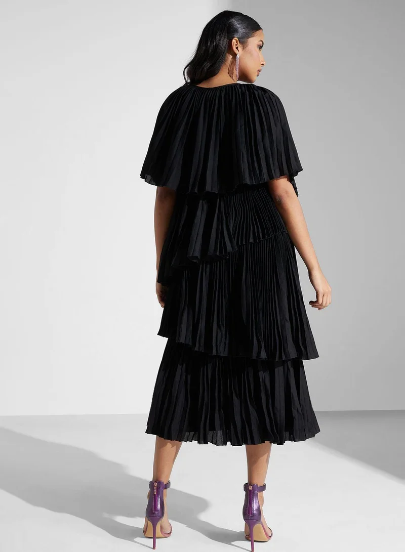 SINOIR Tiered Pleated Dress