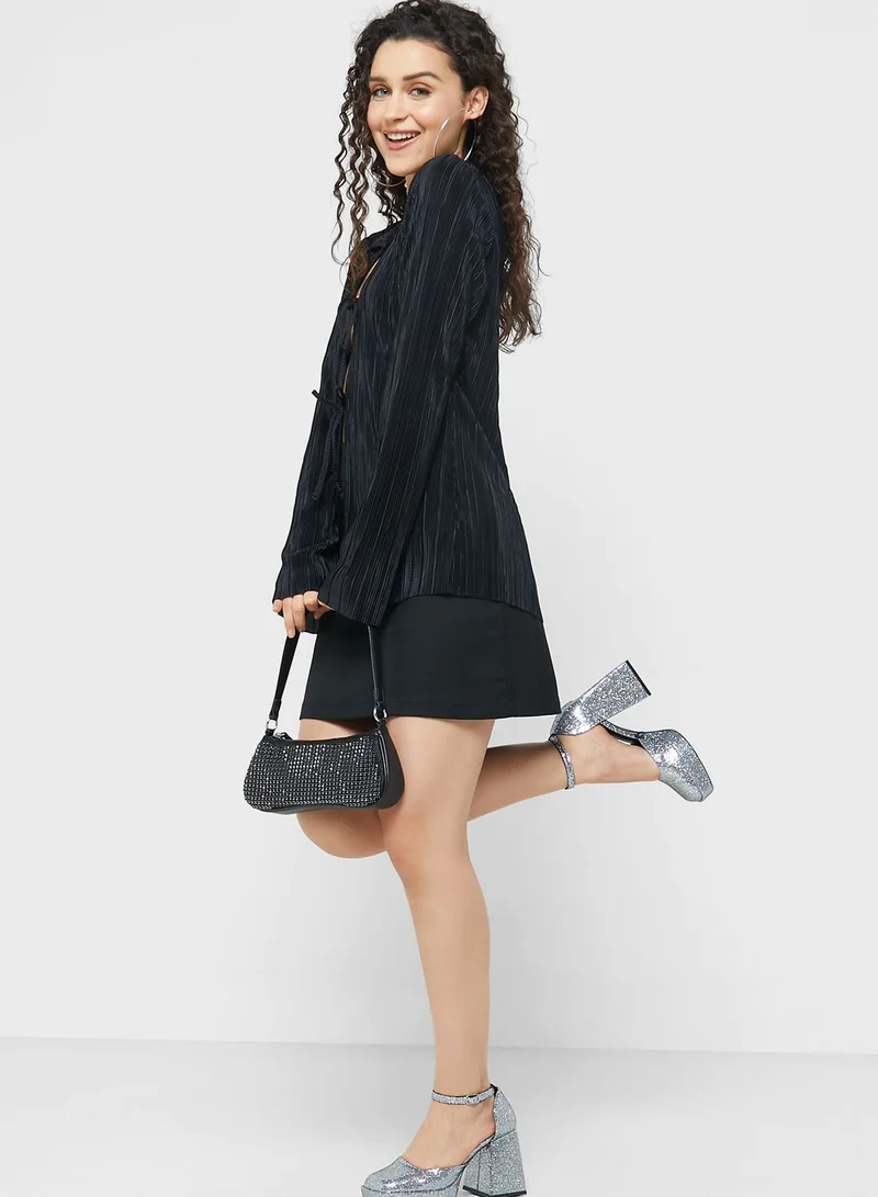 MONKI Tie Detail Plisse Top