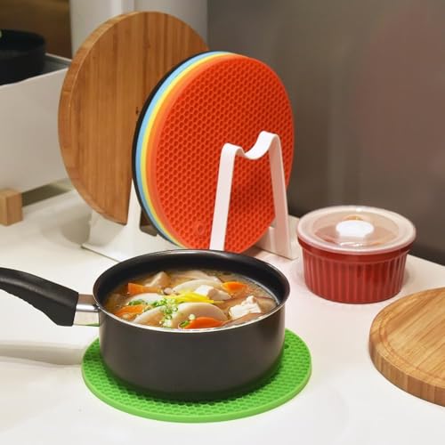 MeeTo Versatile Silicone Round Trivet Mats Durable, Non-Slip, & Flexible | Multi-Purpose Silicone Hot Pads Flexible & Dishwasher Safe, Heat Resistant Silicone Mats - (Pack of 1) - Image 3