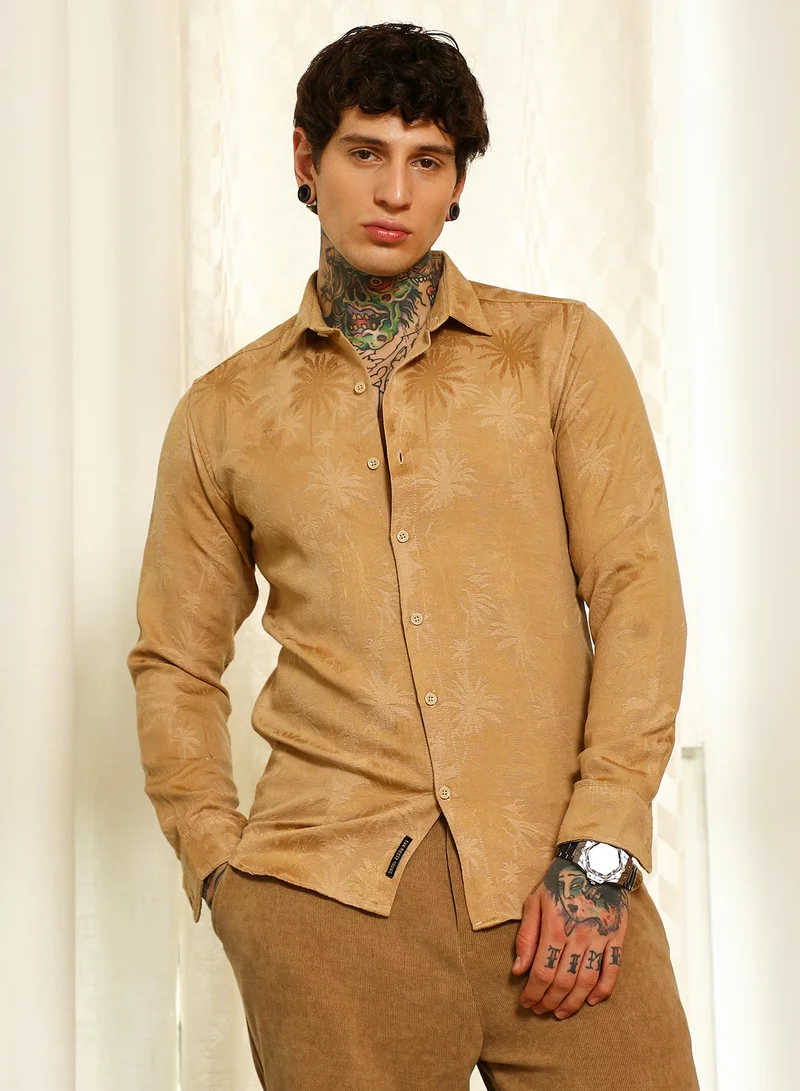 Campus Sutra Men's Beige Textured Slim Fit Shirt With Palm Tree Pattern
