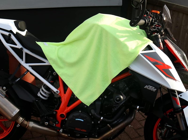Clay Roberts Extra Large Microfibre Towels, Pack of 6 - Ideal for Car & Motorbike Drying and Cleaning - Image 2