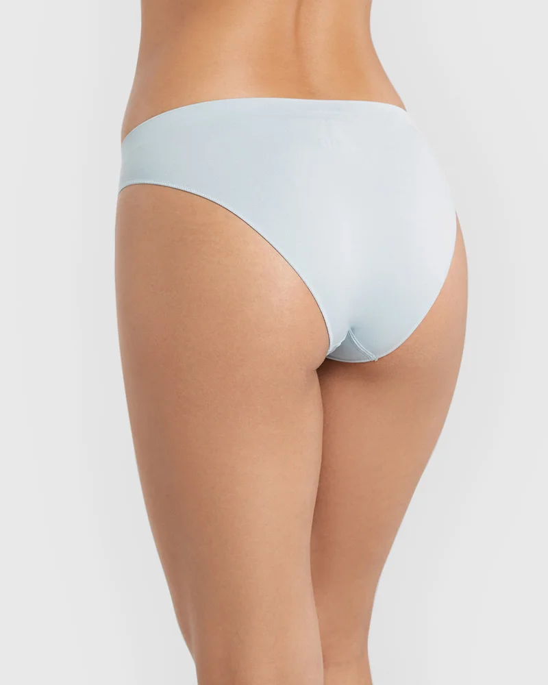 Isla & Evie Isla & Evie Trendy Seamfree Unlined Brazilian Panty