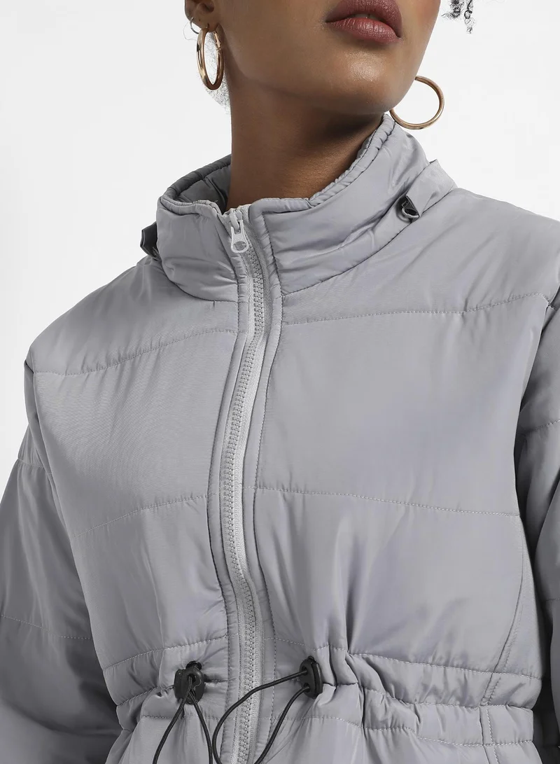 Campus Sutra Women's Light Grey Detachable Hood Puffer Jacket With Fur Details